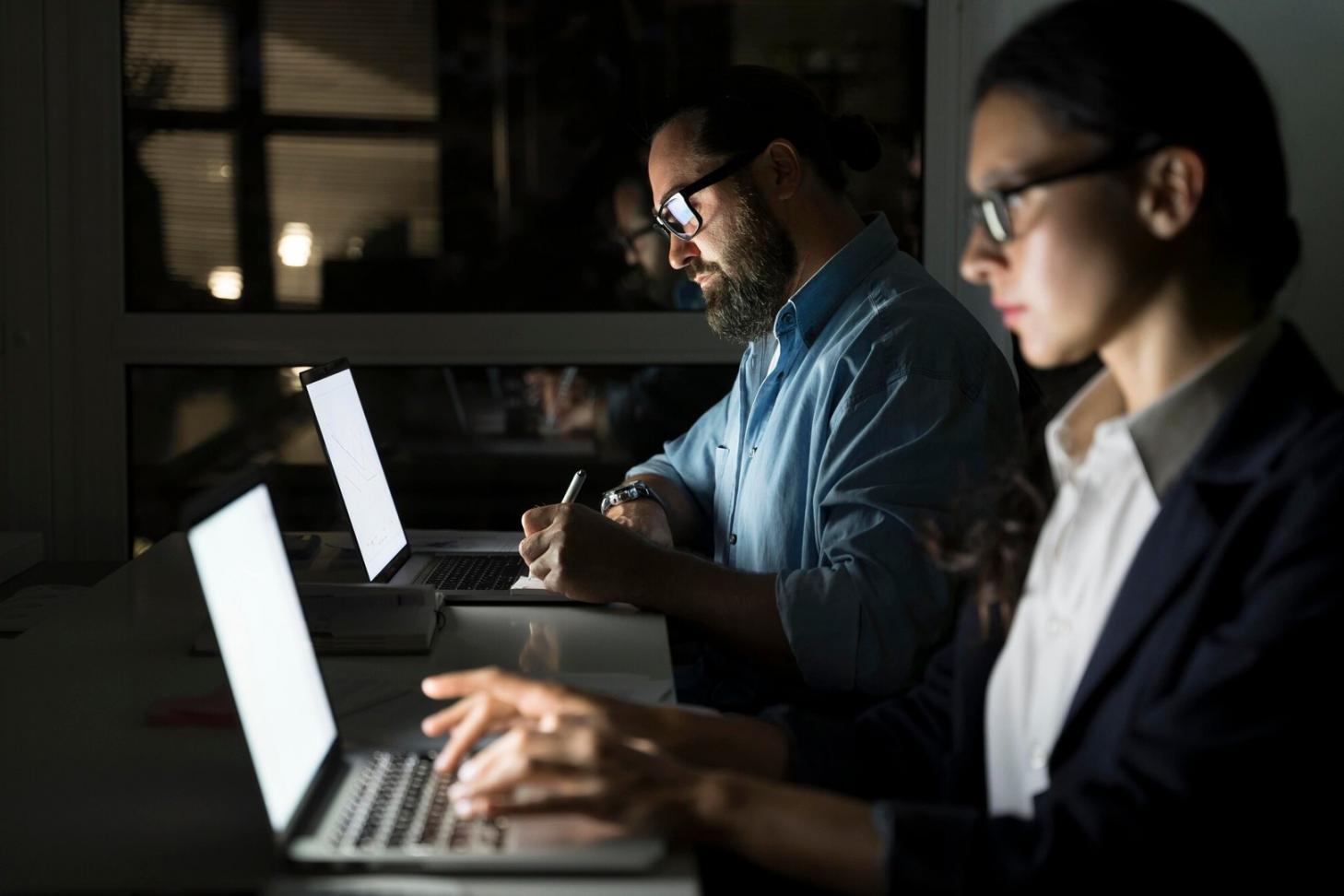 Environnement professionnel des services bancaires modernes